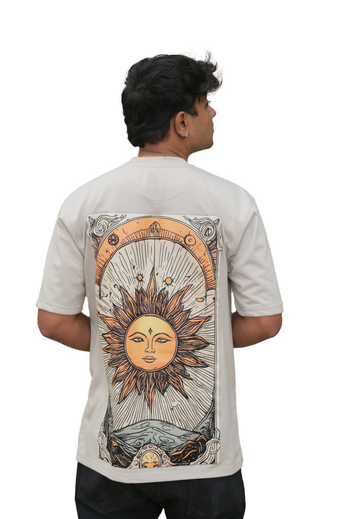 Cream oversize Tshirt (M)